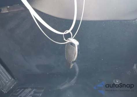 2016 Mercedes-Benz C 300 4Matic z USA, uszkodzony, nr VIN 55SWF4KB9GU146647